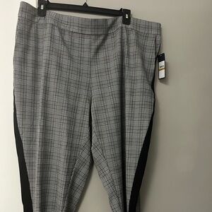 3x Rachel Roy crop dress pants